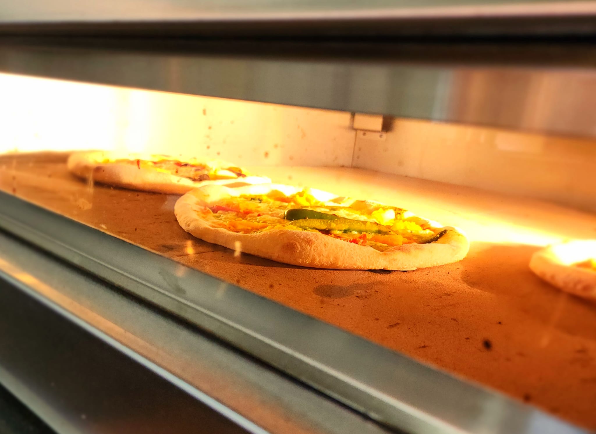 Discover Pizza Antico Sapore in Preston